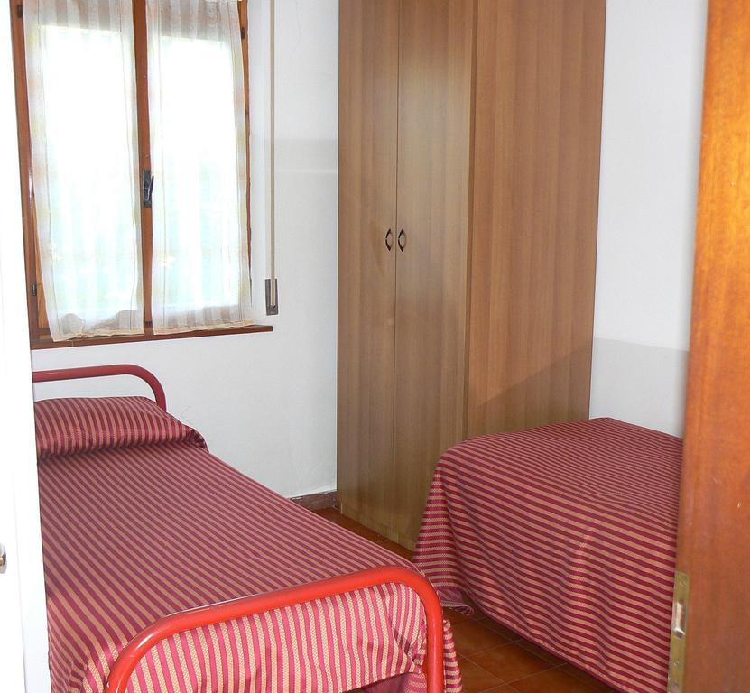 Villa Rosy Lignano Sabbiadoro Exteriör bild