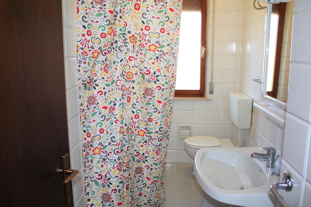 Villa Rosy Lignano Sabbiadoro Exteriör bild