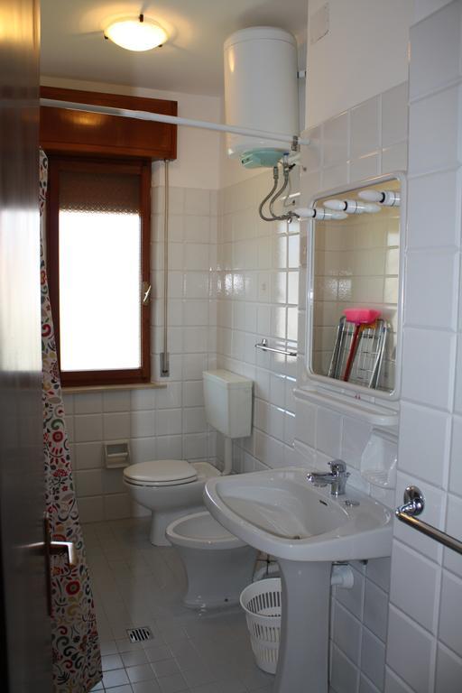 Villa Rosy Lignano Sabbiadoro Exteriör bild